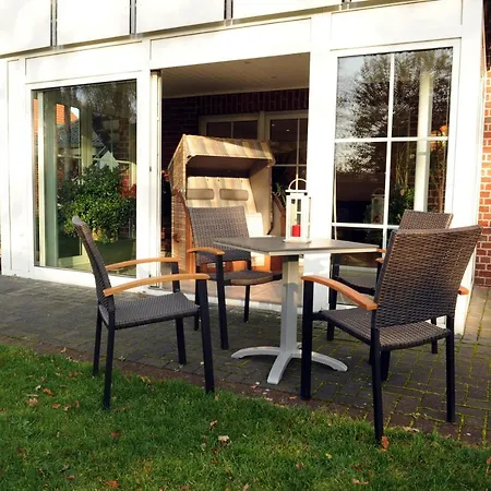 Bei Bunsel's Apartment